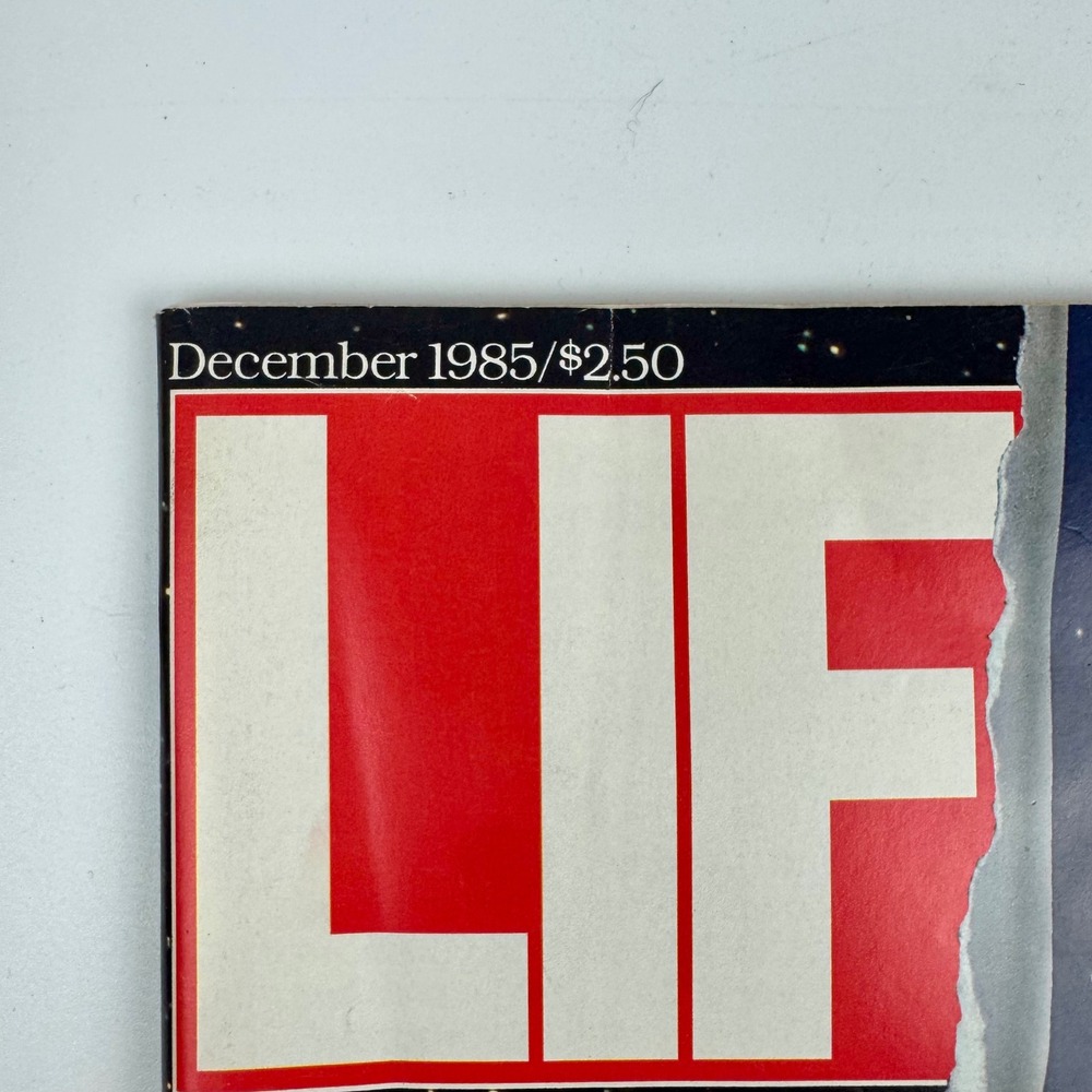Life Magazine December 1985 Space‎ Exploration Astronaut Cover Vol 8 No 13 - Picture 2 of 3